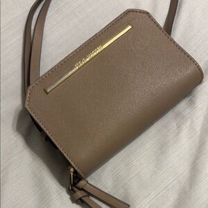 Steve Madden Tan Crossbody with Gold Accent